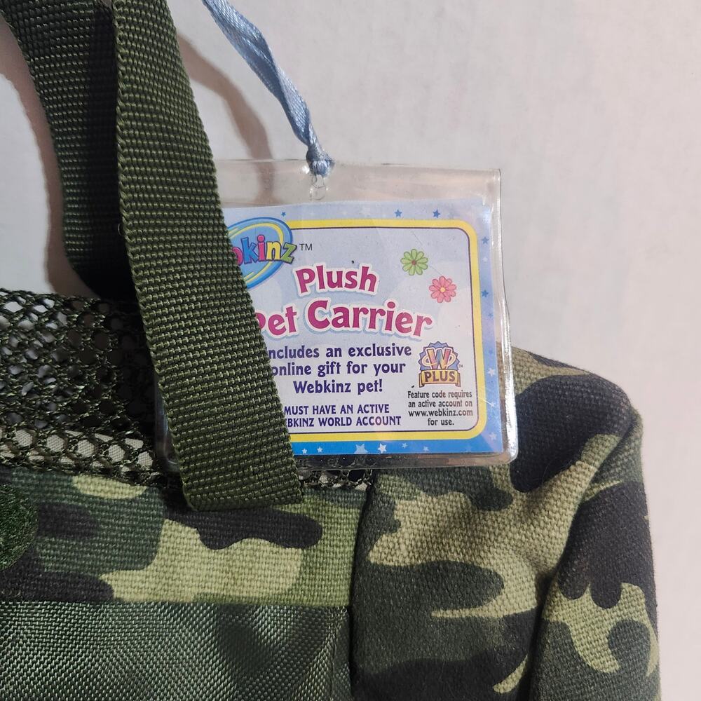 Webkinz Ganz Camo Green Plush Pet Carrier WE000160 w Feature Code Tag